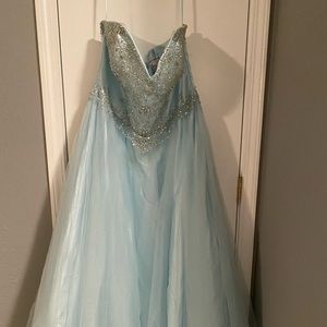 David’s Bridal Prom Dress
